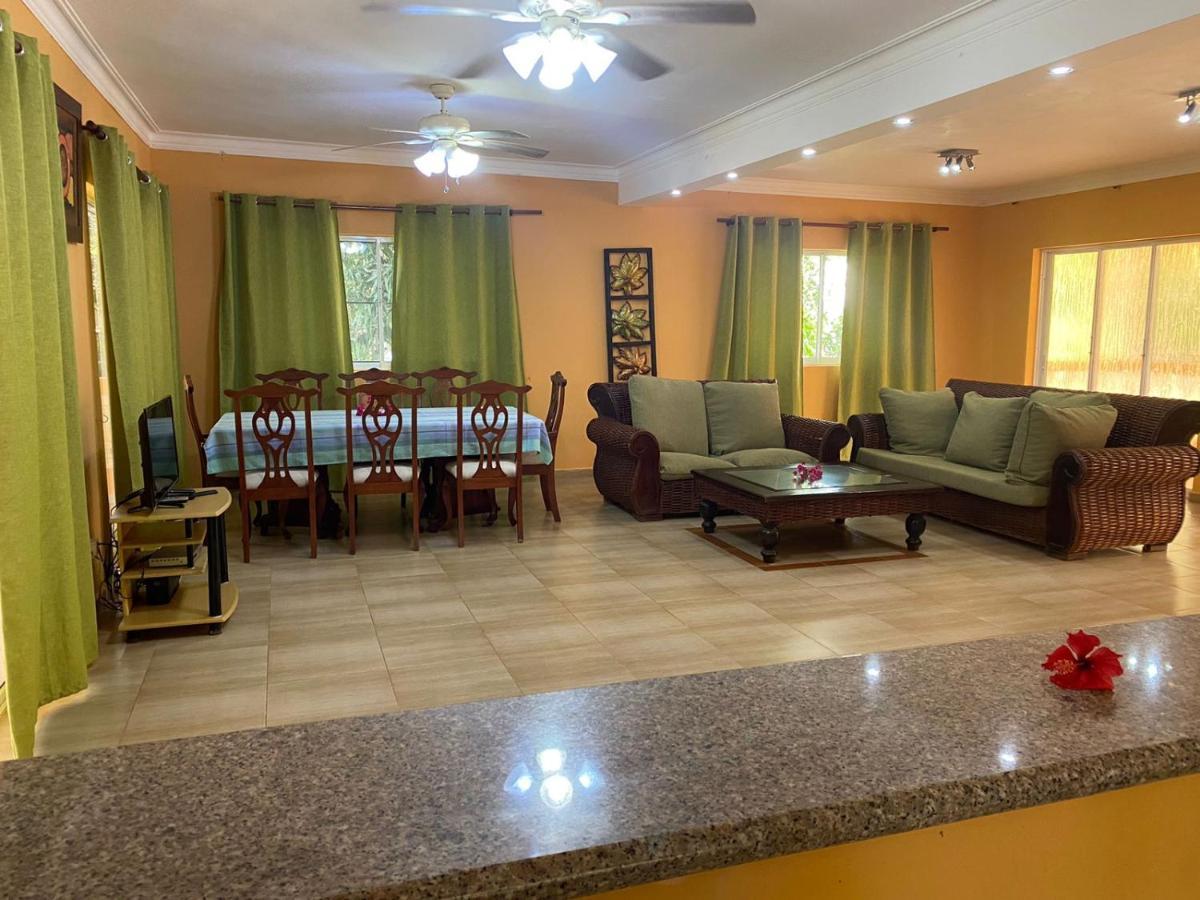 4 Bedroom Villa, Security, Private Pool, Ocean View Sosúa 外观 照片